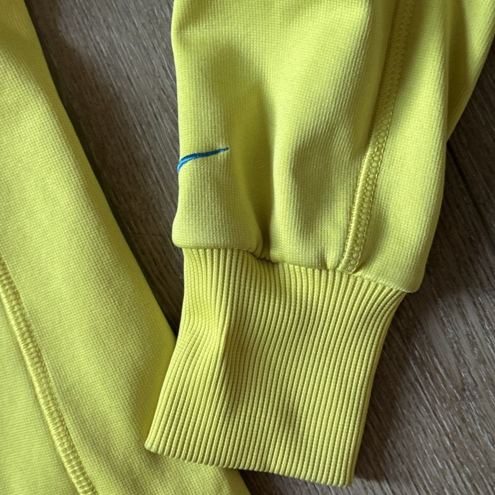 Nike Therma-Fit Women's Size M Neon Yellow Pullover Hoodie Sweatshirt #227 - Picture 3 of 7